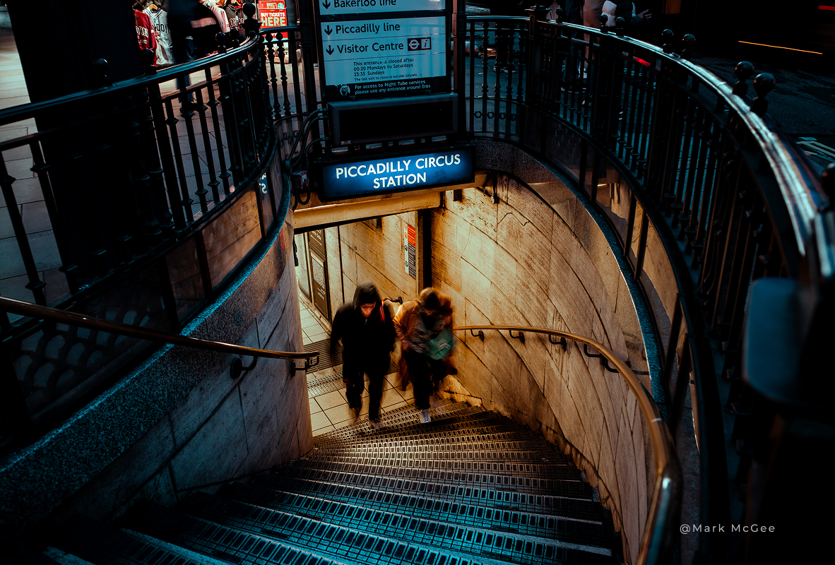 MEDIUM FORMAT STREET PHOTOGRAPHY